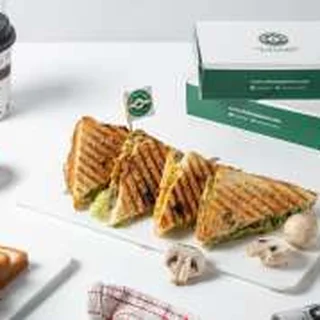 Paneer makhni sandwich